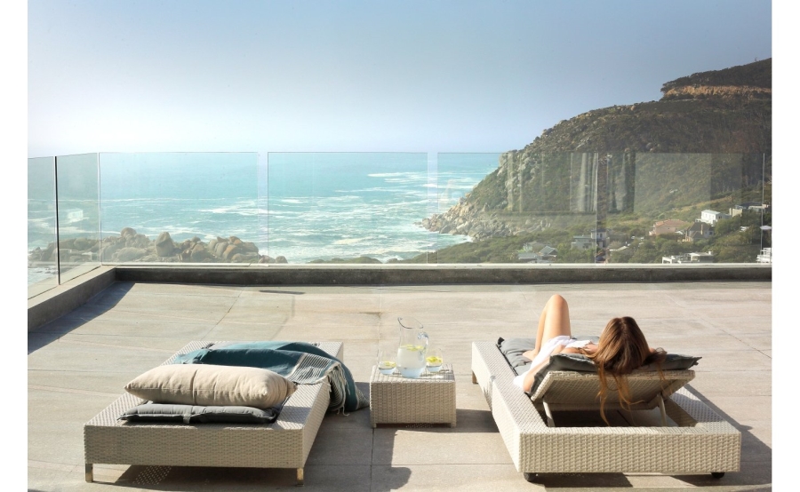 To Let 6 Bedroom Property for Rent in Llandudno Western Cape